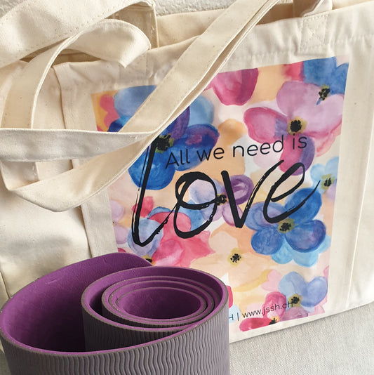Canvas Bag "All we need is love"
